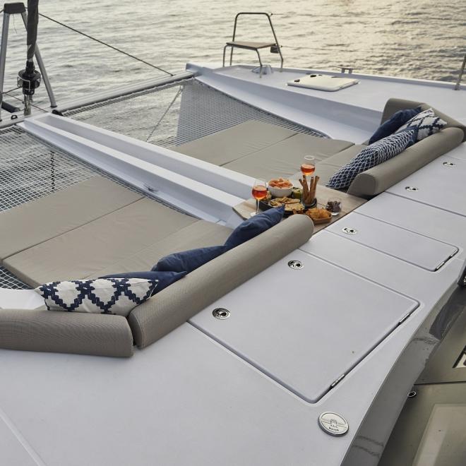 46O frontdeck lounge